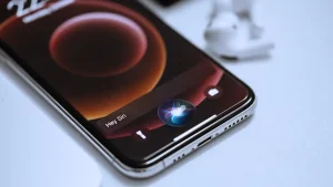 Apple recurre a NVIDIA y Google para que Siri compita con ChatGPT