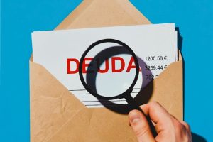 Carlos Alessandro Cestari Infantini | Alivio financiero: ¡Estrategias de reestructuración de deuda que salvan corporaciones y Estados!