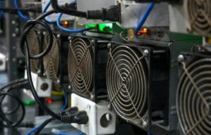 Lacava ofrece recompensa de 1.000 dólares a quienes suministren información «correcta y fidedigna» sobre la ubicación de granjas de minería de criptomonedas