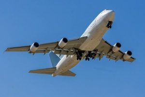 Ecuador estima enviar aviones diarios a Venezuela con ayuda humanitaria