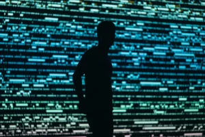 El FBI advierte: China está usando LinkedIn para reclutar espías