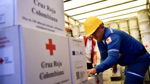 Vecinos de Cúcuta se vuelcan para ayudar a Venezuela tras los terremotos