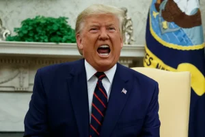 Donald Trump amenaza a Europa con más aranceles por multar a Google, Apple y otras empresas