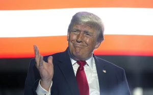 Donald Trump asegura que Cuba se está acercando a la órbita de EEUU