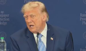 Donald Trump dice que Chris Wright ‘está dirigiendo Venezuela’