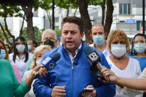 Gustavo Duque confirma 62 fallecidos en Chacao tras los terremotos