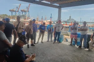 Pescadores artesanales de La Guaira reanudan faena