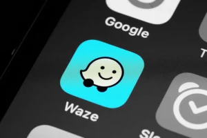 Vas a activar las nuevas funciones de IA de Waze de inmediato. Son una pasada