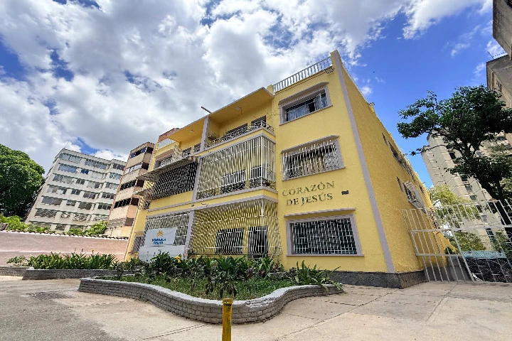 Gobierno entrego 102 nuevas viviendas rehabilitadas en la parroquia San.webp