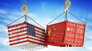 El comercio global: Guía Estratégica para Protegerse de la Volatilidad Comercial por Santiago Uzcátegui Pinto